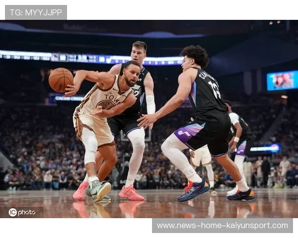 NBA勇士库里切入反跑接球上篮得分：极致控锋背后的训练秘密